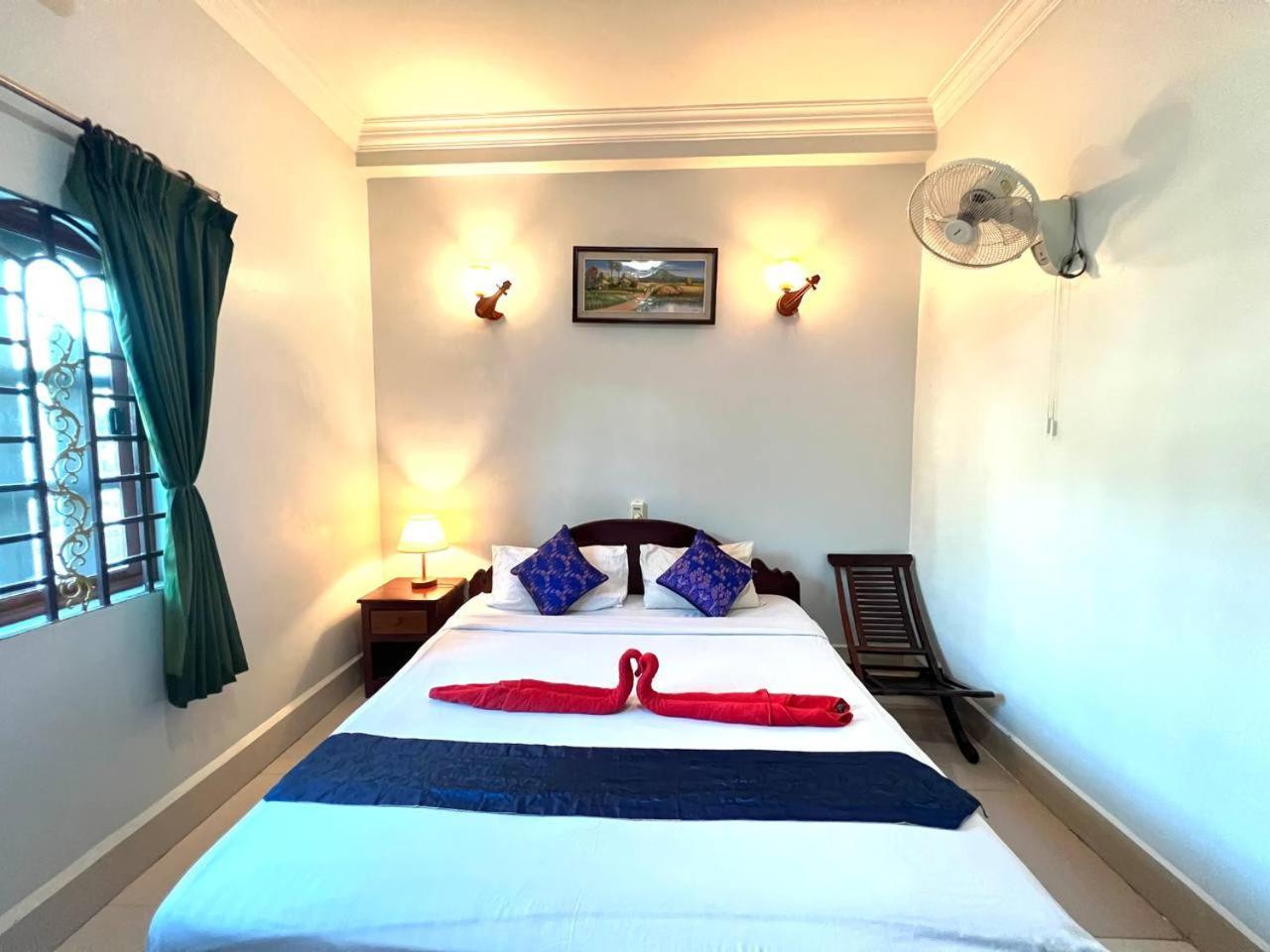 Golden Papaya Guesthouse Siem Reap Exteriör bild