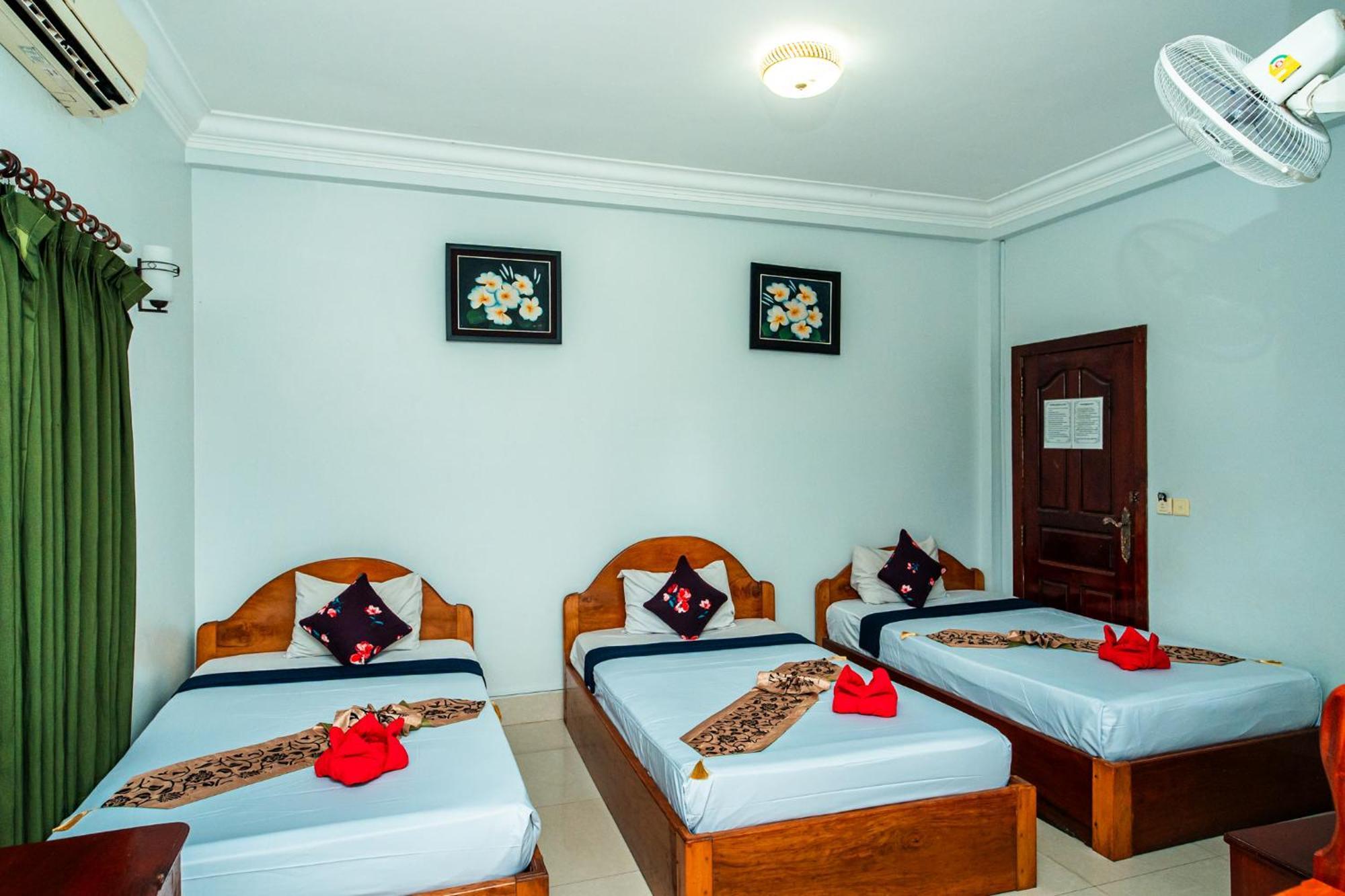 Golden Papaya Guesthouse Siem Reap Exteriör bild